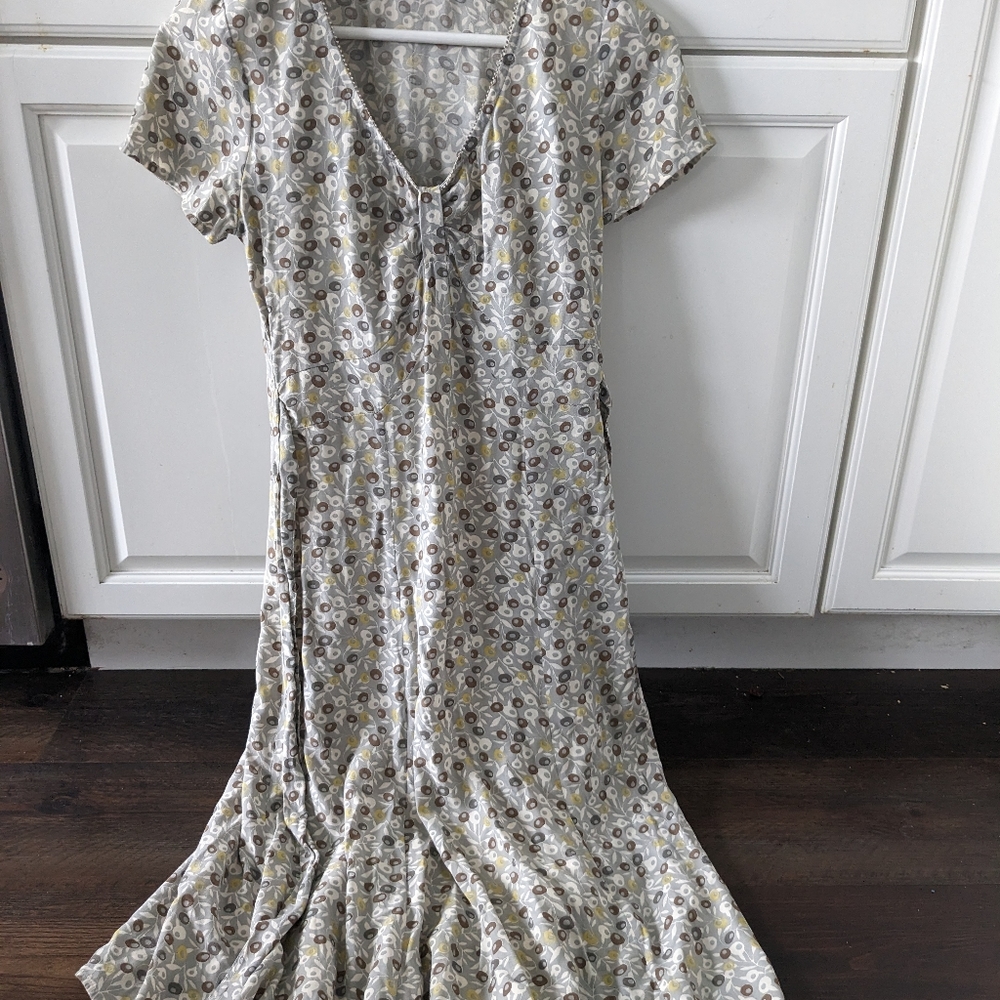 Pretty and trendy women's midi dress Boden size 6/8
